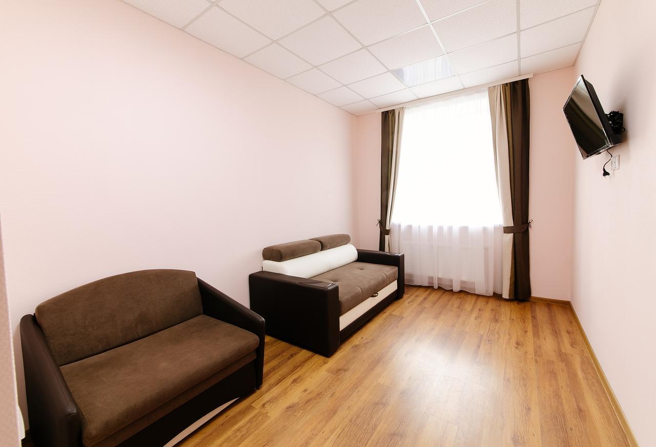 Baza Otdykha Chaika Hotel Zhodzina Ngoại thất bức ảnh
