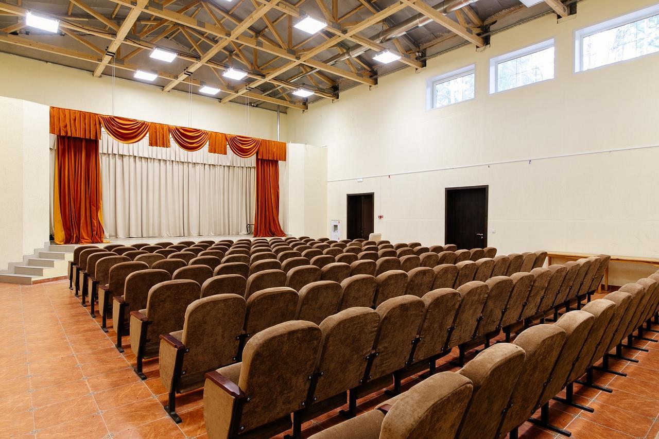 Baza Otdykha Chaika Hotel Zhodzina Ngoại thất bức ảnh