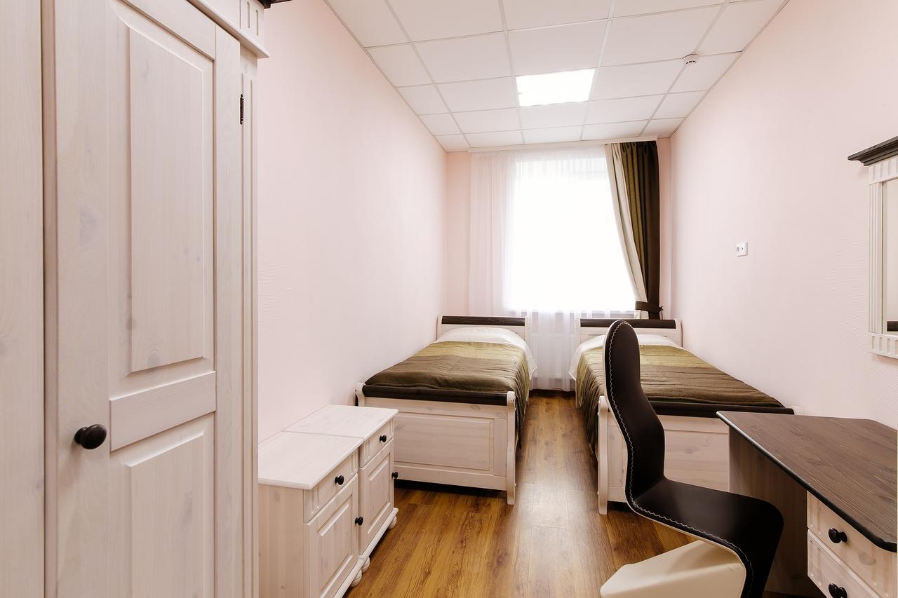 Baza Otdykha Chaika Hotel Zhodzina Ngoại thất bức ảnh
